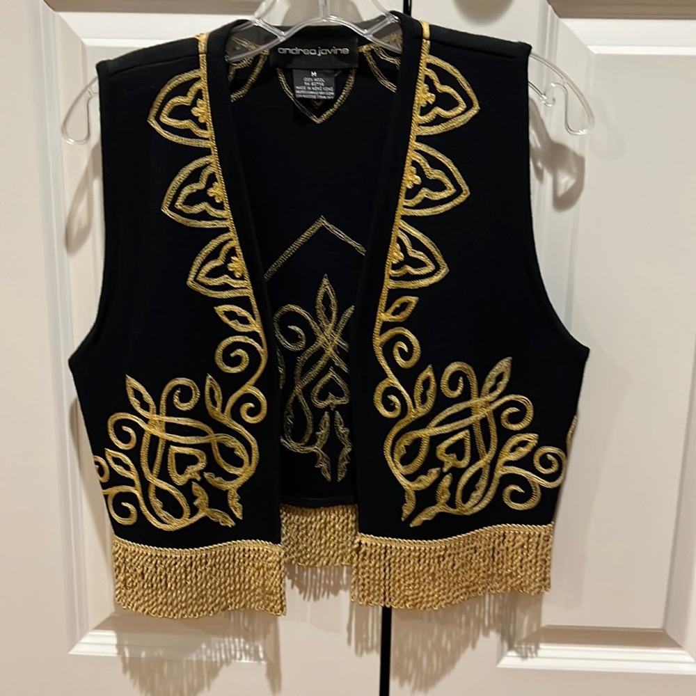 Andrea Jovine Vest